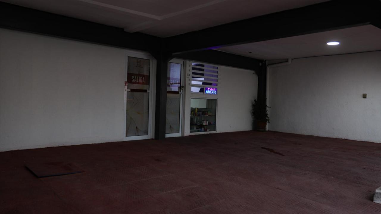 Hotel Las Torres Tehuacán Kültér fotó